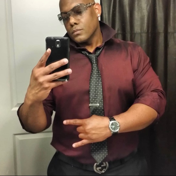 Meet your Posher, Brandon. - Picture 3 of 7